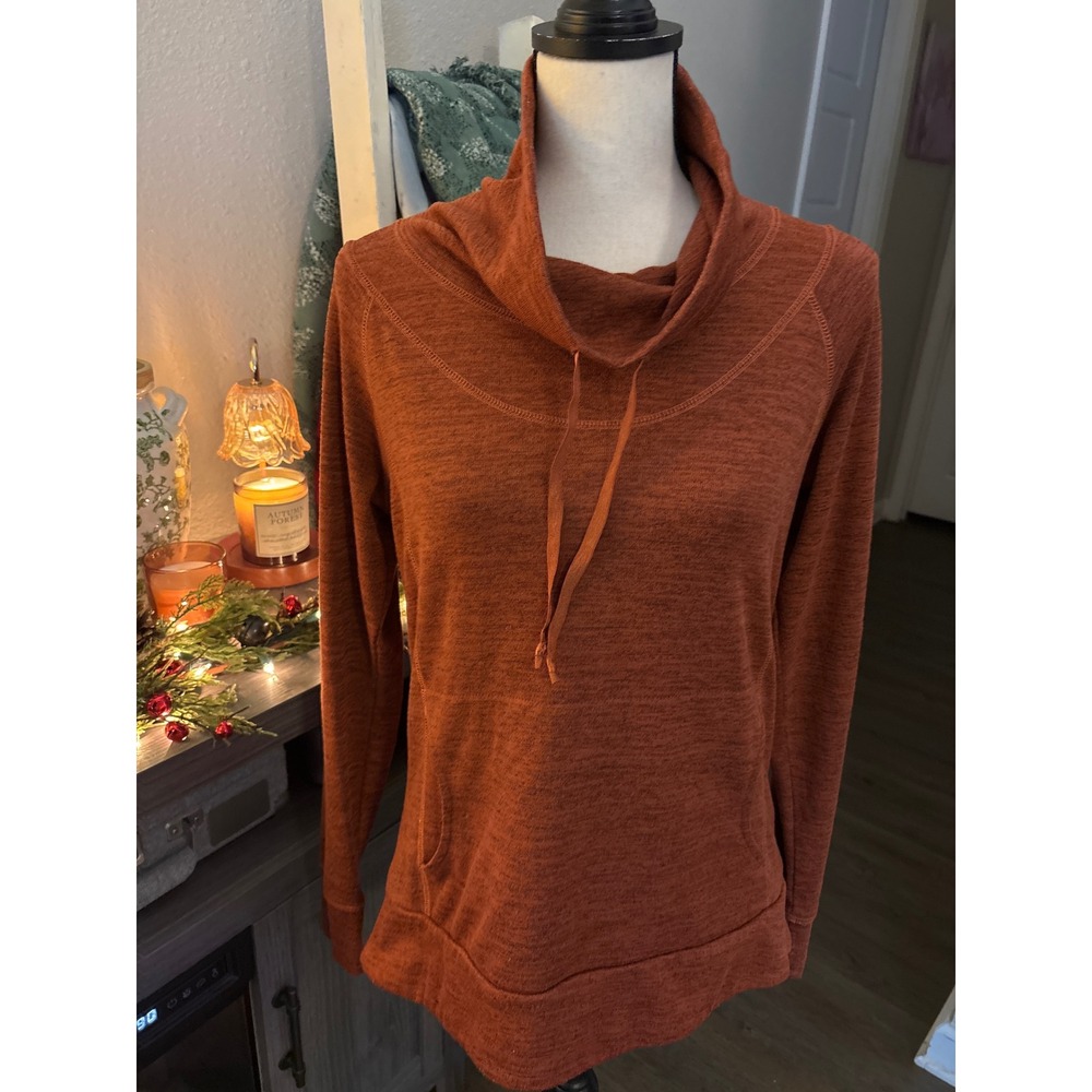 Kuhl women's medium orange sweater